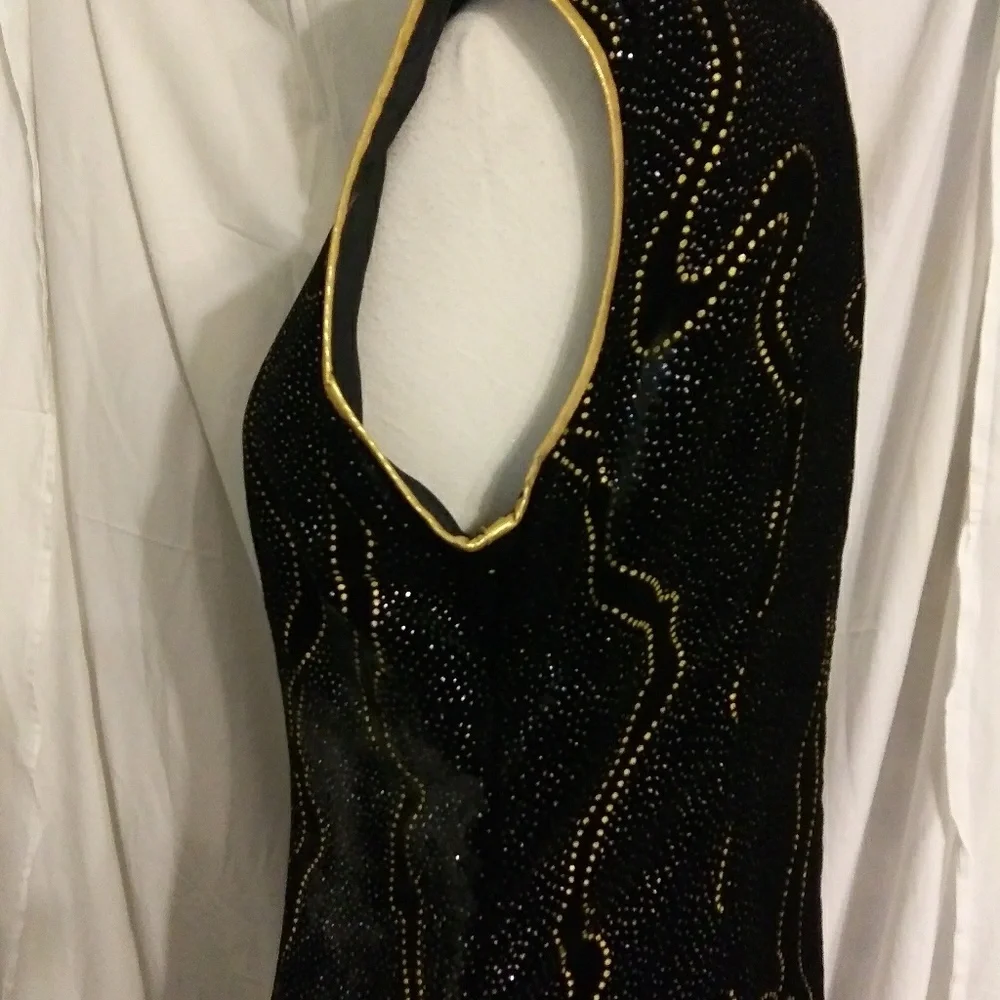 Dress - Picture 5 of 7